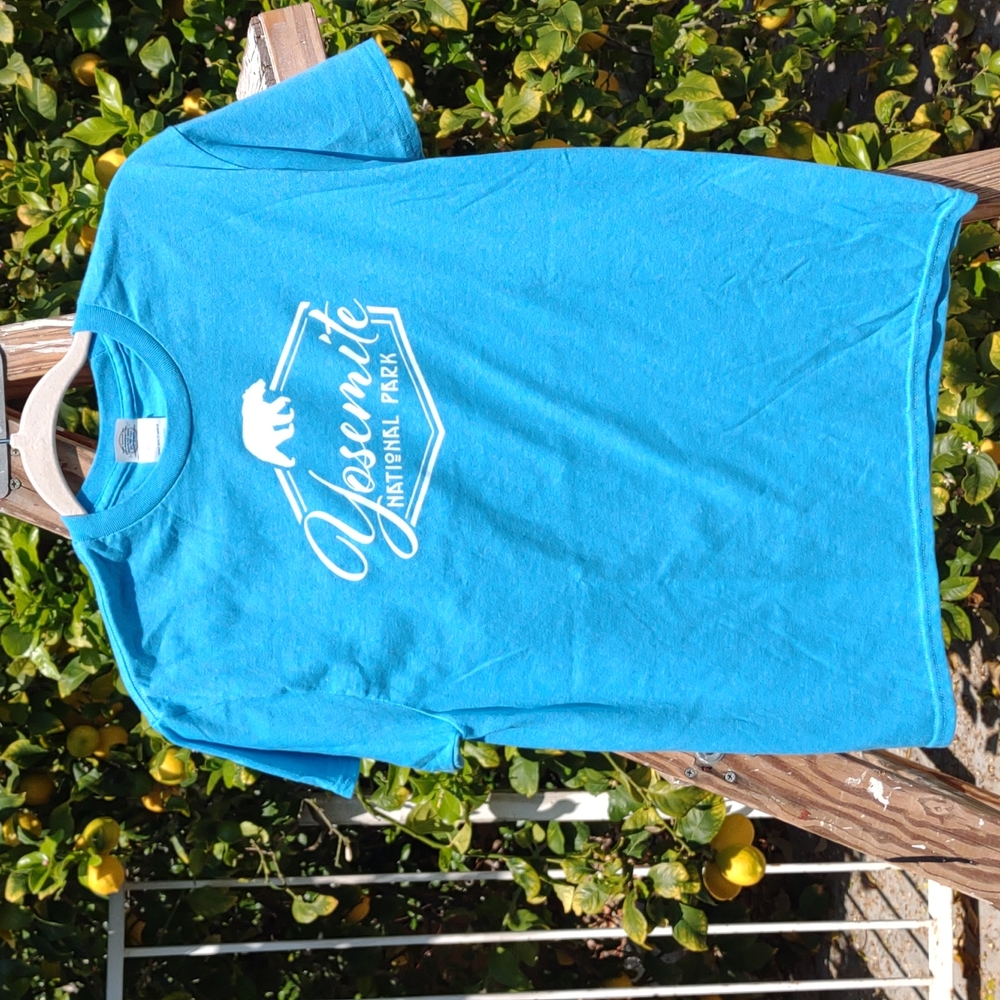 Yosemite National Park Tee Azure Blue M